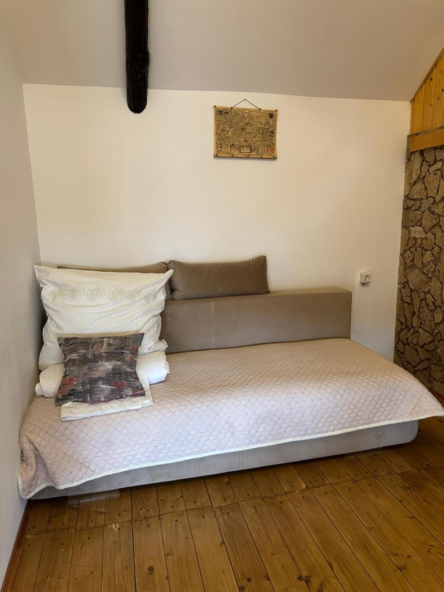 דירות Silvasu de Jos Casa Cezara מראה חיצוני תמונה