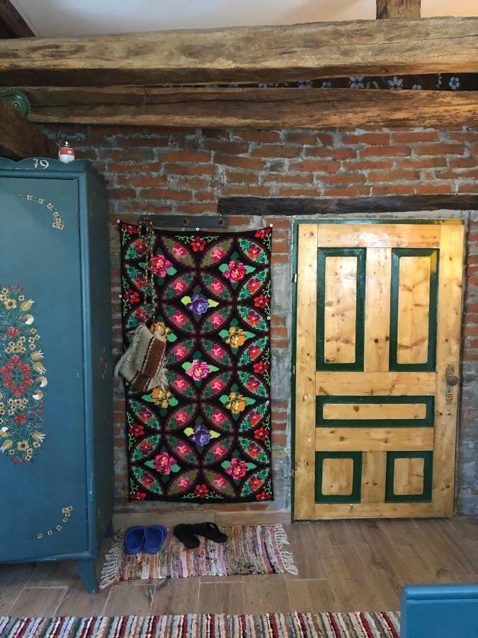 דירות Silvasu de Jos Casa Cezara מראה חיצוני תמונה